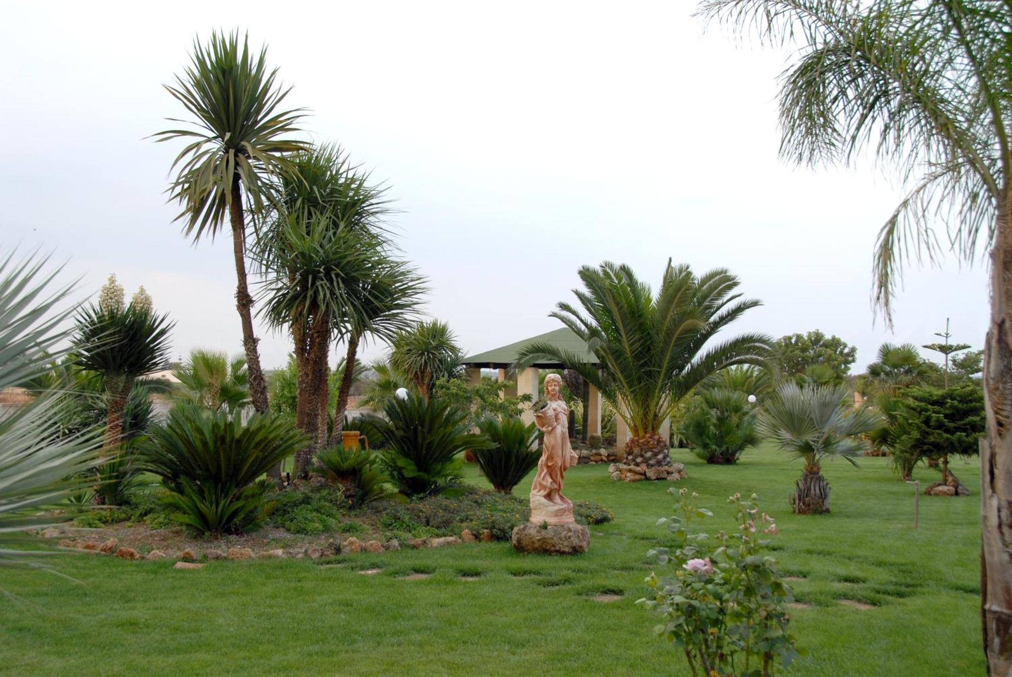 Masseria Grottella Avetrana Exterior photo